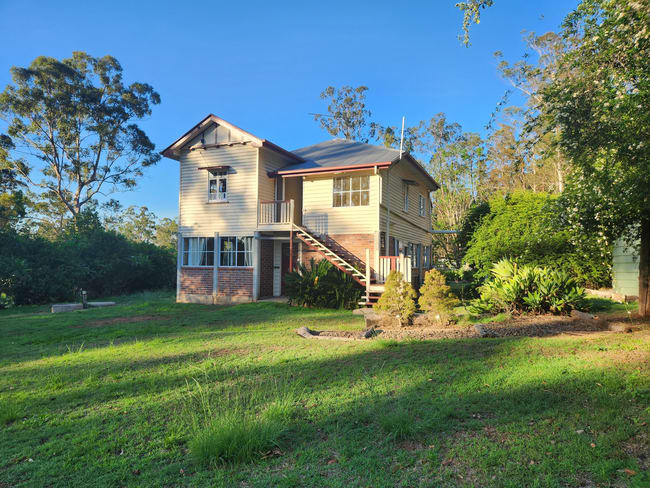 56 Gibson road Benarkin North QLD 4314 56 Gibson road Benarkin North QLD 4314