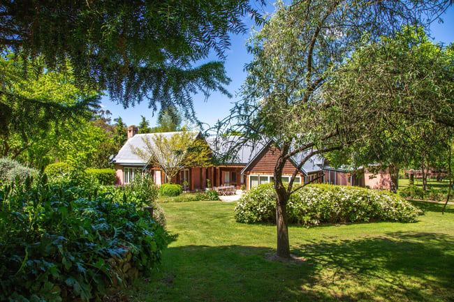 7 Minnows Drive Bowral NSW 2576 7 Minnows Drive Bowral NSW 2576