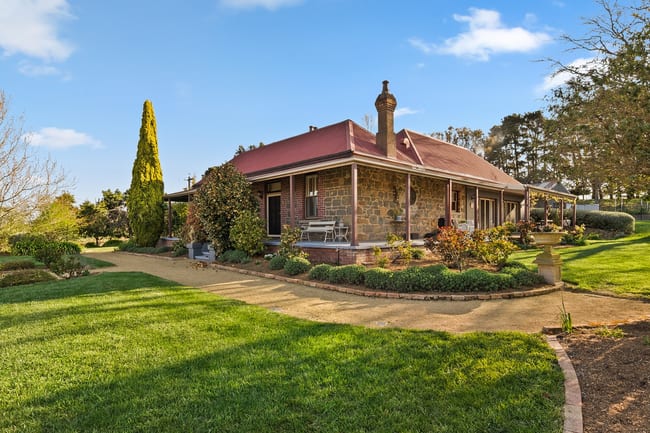 853 Rhyanna Road Chatsbury NSW 2580 853 Rhyanna Road Chatsbury NSW 2580