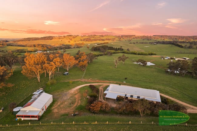 296 Village Road Newbridge NSW 2795 296 Village Road Newbridge NSW 2795