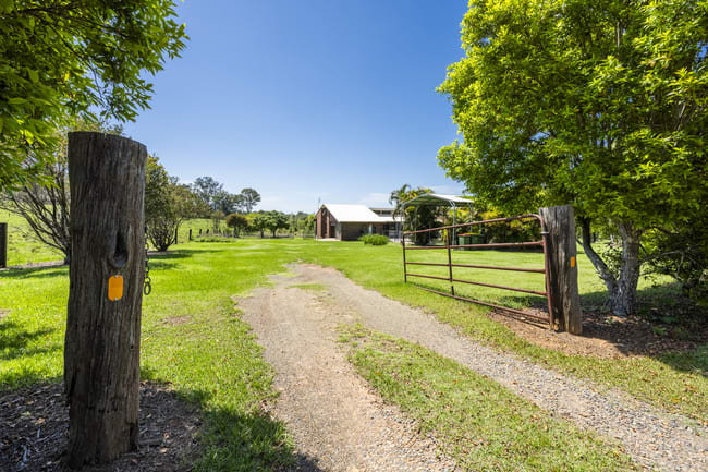 88 Clarence Way Mountain View NSW 2460 88 Clarence Way Mountain View NSW 2460