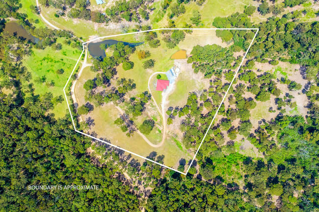 31 Burri Road Malua Bay NSW 2536 31 Burri Road Malua Bay NSW 2536