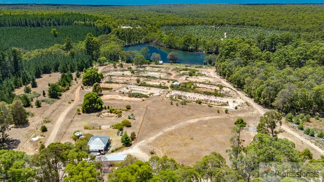60 Langley Road (Upper Warren) Manjimup WA 6258 60 Langley Road (Upper Warren) Manjimup WA 6258