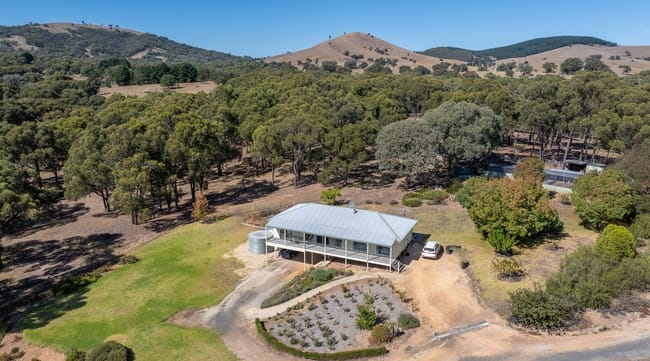 305 Ghin Ghin Road (Seymour District) Whiteheads Creek VIC 3660 305 Ghin Ghin Road (Seymour District) Whiteheads Creek VIC 3660