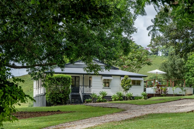 393 Sister Tree Creek Road Kin Kin QLD 4571 393 Sister Tree Creek Road Kin Kin QLD 4571