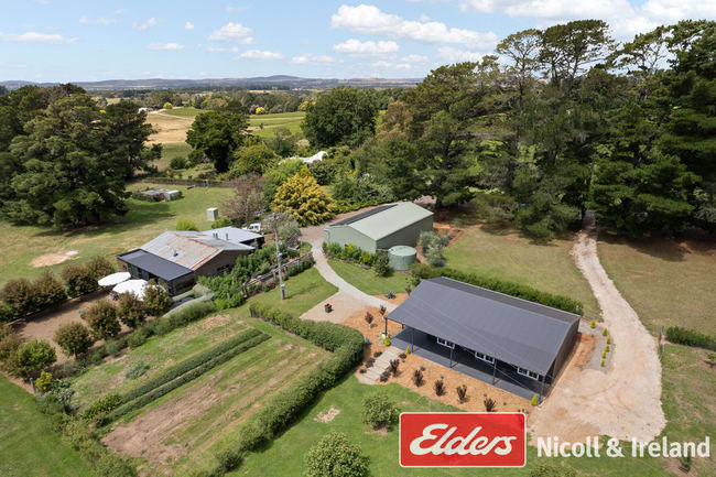 42 Wallace Lane Canobolas NSW 2800 42 Wallace Lane Canobolas NSW 2800