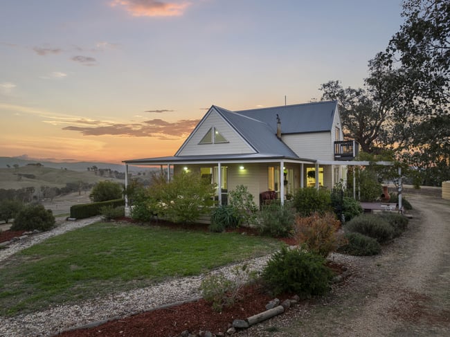 946 Monkey Gully Road Goughs Bay VIC 3723 946 Monkey Gully Road Goughs Bay VIC 3723