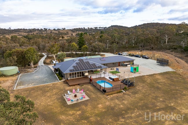 80 Walga Close Carwoola NSW 2620 80 Walga Close Carwoola NSW 2620