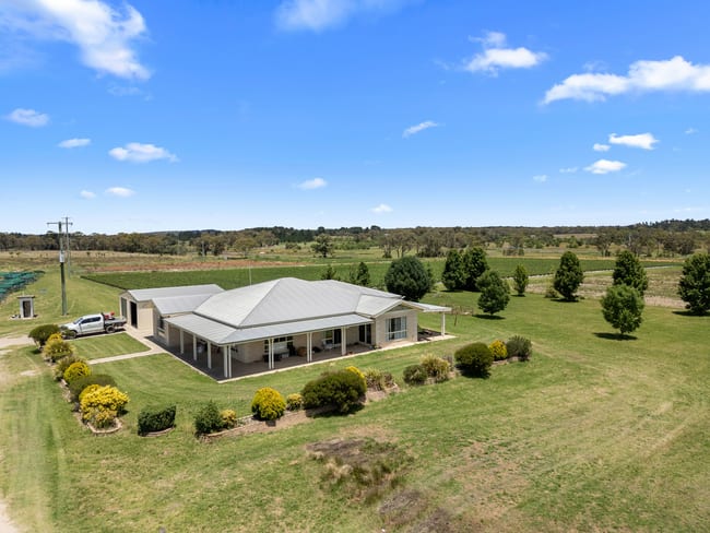 79 Cottonvale School Rd Cottonvale QLD 4375 79 Cottonvale School Rd Cottonvale QLD 4375
