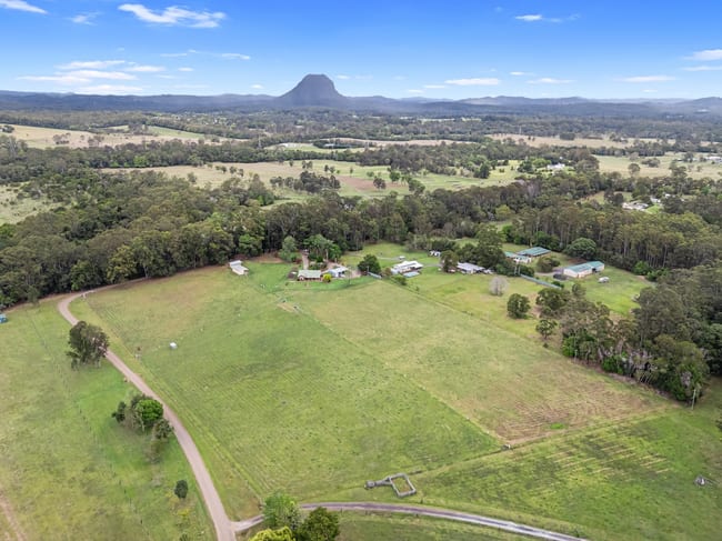 49 Croziers Road Pinbarren QLD 4568 49 Croziers Road Pinbarren QLD 4568