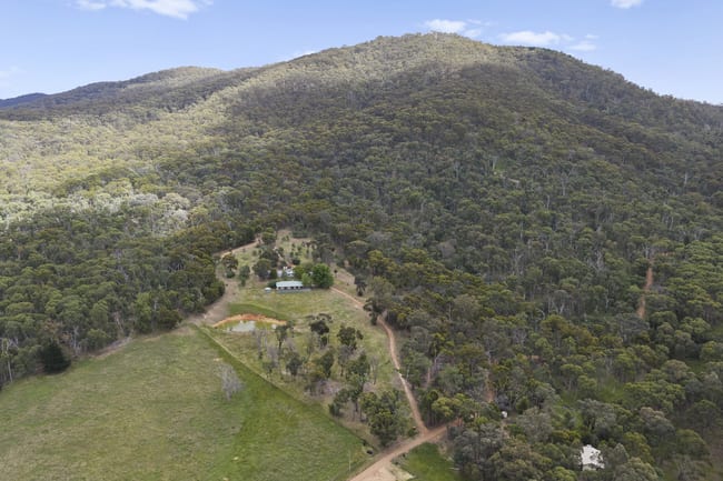 837 North Creek Road Ancona VIC 3715 837 North Creek Road Ancona VIC 3715
