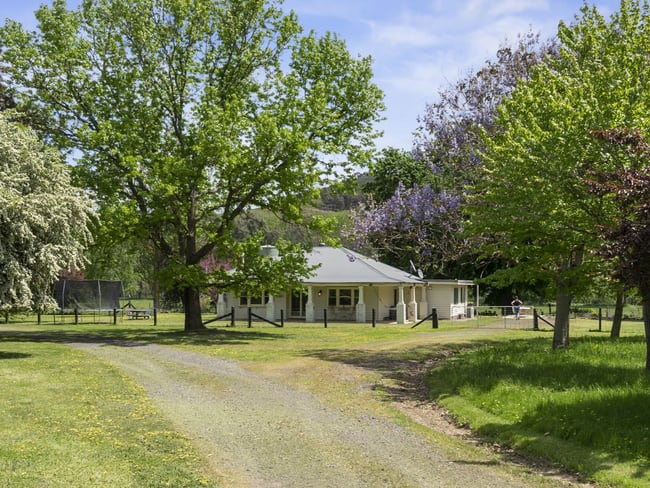 379 Ancona Road Ancona VIC 3715 379 Ancona Road Ancona VIC 3715