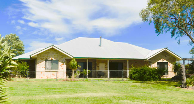 'The Overflow' 102 Crighton Road Biddeston QLD 4401 'The Overflow' 102 Crighton Road Biddeston QLD 4401