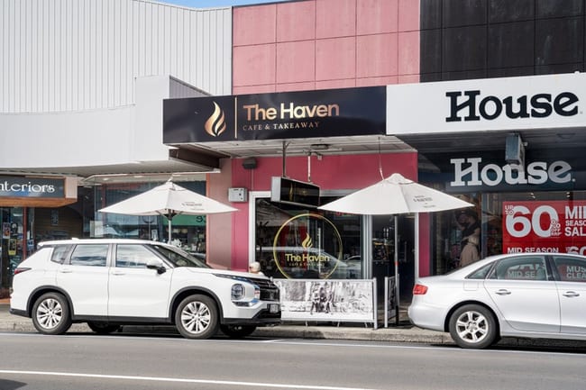 Commercial Street West Mount Gambier SA 5290 Commercial Street West Mount Gambier SA 5290