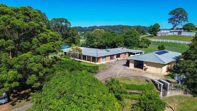 26 Nabal Street Bli Bli QLD 4560 26 Nabal Street Bli Bli QLD 4560
