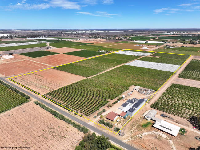237 Seventh Street & 174 Cowanna Avenue Merbein South VIC 3505 237 Seventh Street & 174 Cowanna Avenue Merbein South VIC 3505