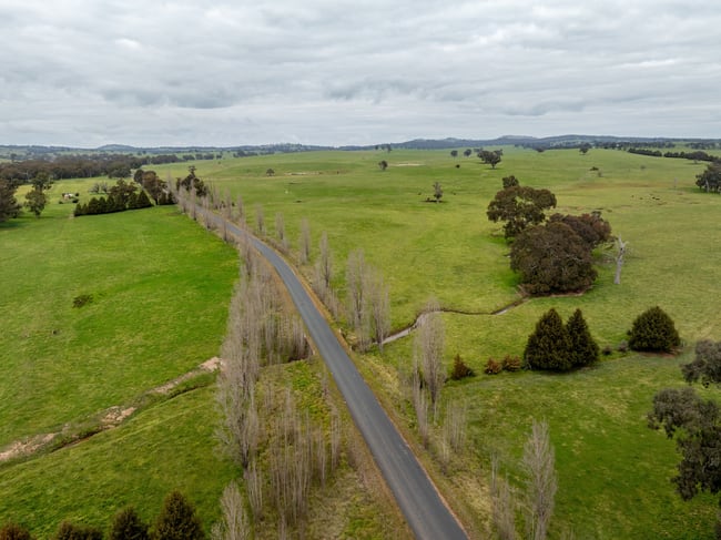 656 Westby Road Pulletop NSW 2650 656 Westby Road Pulletop NSW 2650