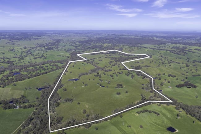 151 School Road Barfold VIC 3444 151 School Road Barfold VIC 3444