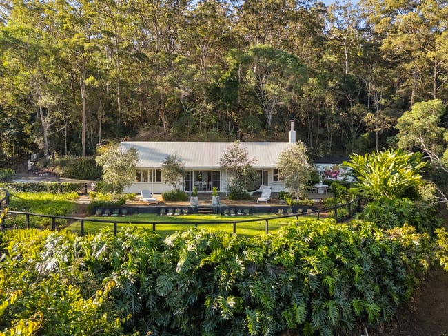 67 Hillbrook Road Brookfield QLD 4069