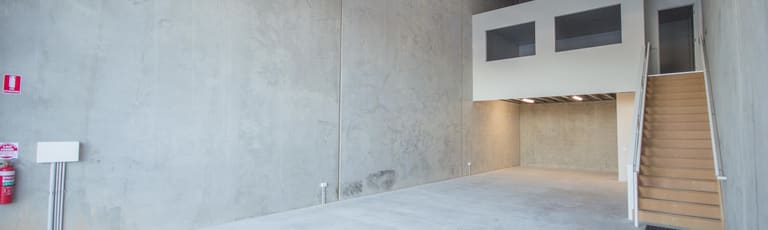 Factory, Warehouse & Industrial commercial property for sale at Molendinar QLD 4214