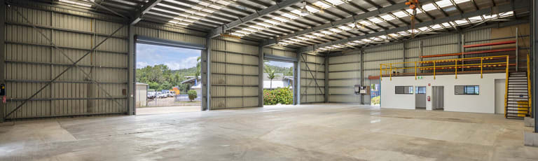 Factory, Warehouse & Industrial commercial property for lease at 25-27 Auscan Crescent Garbutt QLD 4814