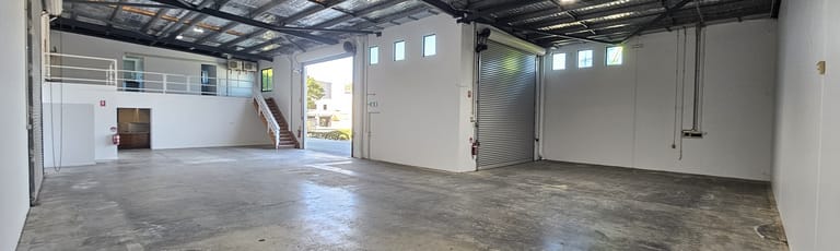 Factory, Warehouse & Industrial commercial property for lease at Burleigh Heads QLD 4220