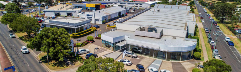 Showrooms / Bulky Goods commercial property for lease at Building 3/126-134 Anzac Avenue Toowoomba City QLD 4350