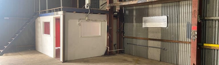 Factory, Warehouse & Industrial commercial property for lease at 102 Bunda Street Portsmith QLD 4870