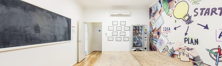 Showrooms / Bulky Goods commercial property for lease at 19 Tallebudgera Creek Road Burleigh Heads QLD 4220