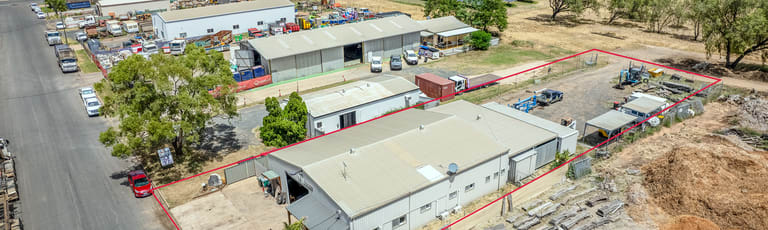 Factory, Warehouse & Industrial commercial property for sale at Business and Freehold/17 McCosker Emerald QLD 4720