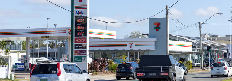Showrooms / Bulky Goods commercial property for sale at 7-Eleven, 19 Bowen Road Mundingburra QLD 4812