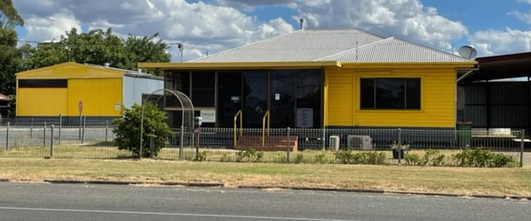 Factory, Warehouse & Industrial commercial property for lease at 221 Bridge Street Oakey QLD 4401