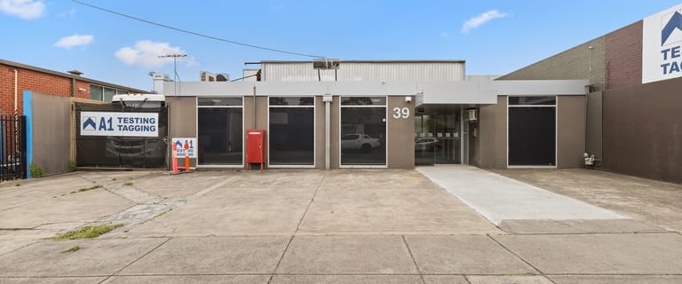 Factory, Warehouse & Industrial commercial property for sale at 39 Hume Street Huntingdale VIC 3166