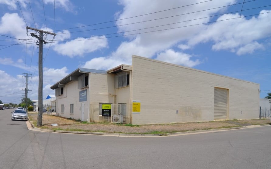 30-32 Casey Street Aitkenvale QLD 4814 - Image 1