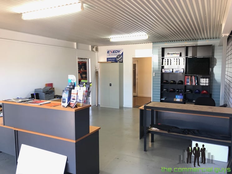 2/13-15 Brewers Street Burpengary QLD 4505 - Image 2
