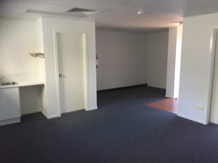 Click to view all images 5/1404 Logan Road Mount Gravatt QLD 4122 - Image 2