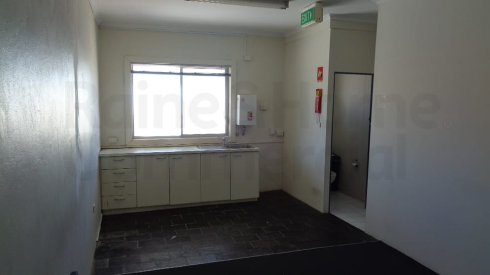 Click to view all images Brookvale NSW 2100 - Image 3