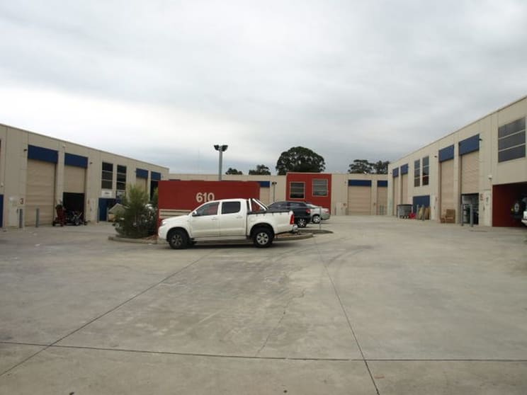 Click to view all images Girraween NSW 2145 - Image 2