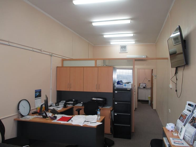 154 Bridge St Tamworth NSW 2340 - Image 3