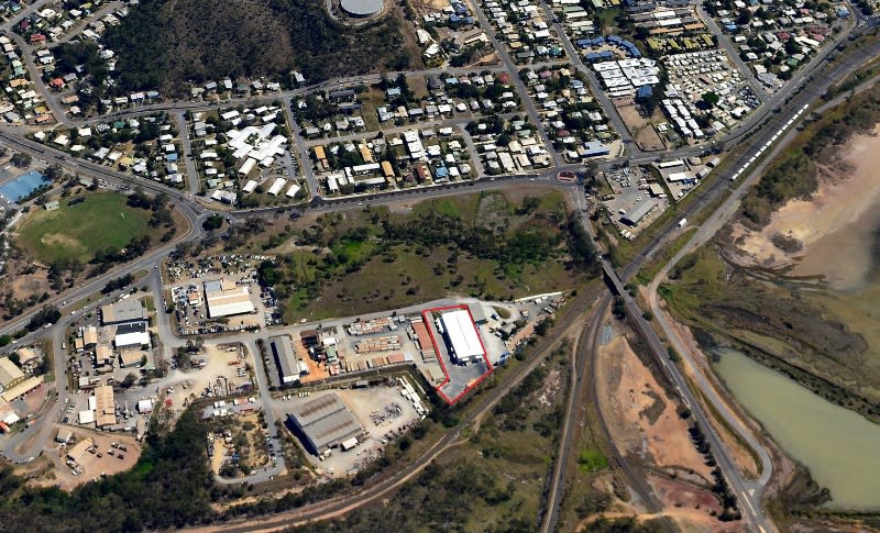 Click to view all images 19 Ganley Street South Gladstone QLD 4680 - Image 2
