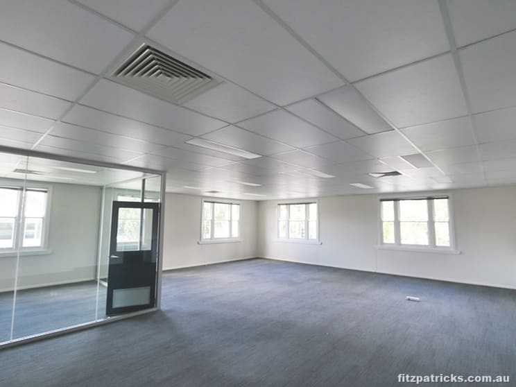 Suite 2/182 Baylis Street Wagga Wagga NSW 2650 - Image 1