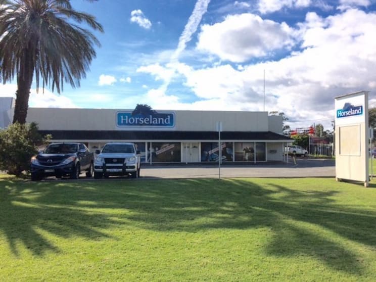 5 & 6/1862 Albany Highway Maddington WA 6109 - Image 2