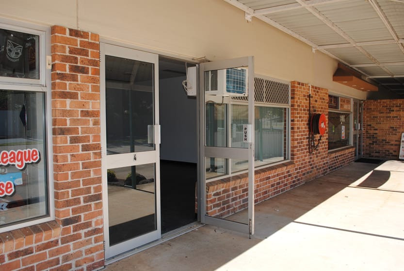 Click to view all images 255 Herries Street - Tenancy 4 Newtown QLD 4350 - Image 2