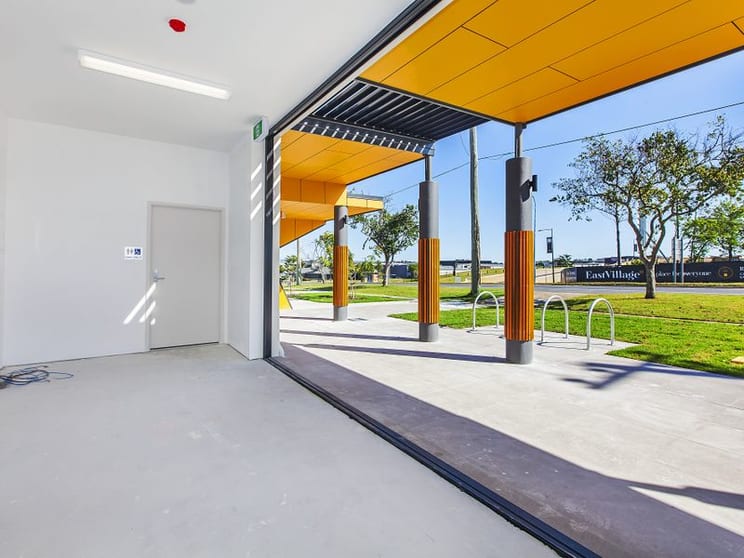 Click to view all images 1/1053 Wynnum Road Cannon Hill QLD 4170 - Image 2