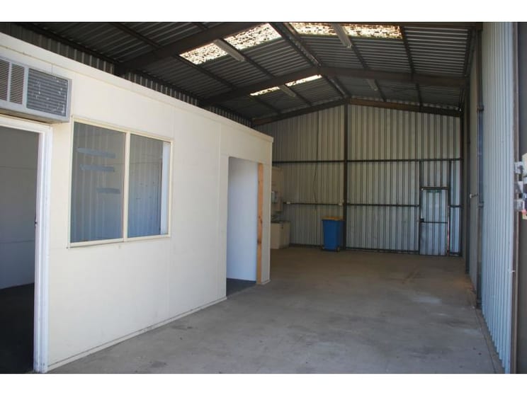 3/2 Sherif Street Shepparton VIC 3630 - Image 2