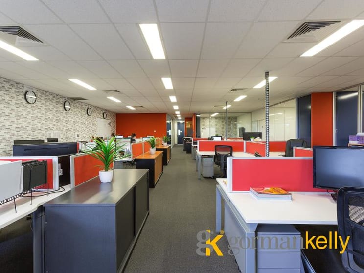 Click to view all images 441 Canterbury Road Surrey Hills VIC 3127 - Image 3