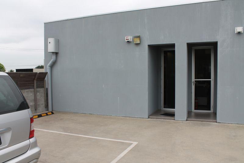 Click to view all images 11 John Street Office Pakenham VIC 3810 - Image 1