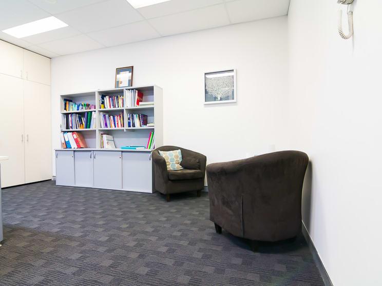 Click to view all images 2.11-under offer/5 Celebration Drive Bella Vista NSW 2153 - Image 2