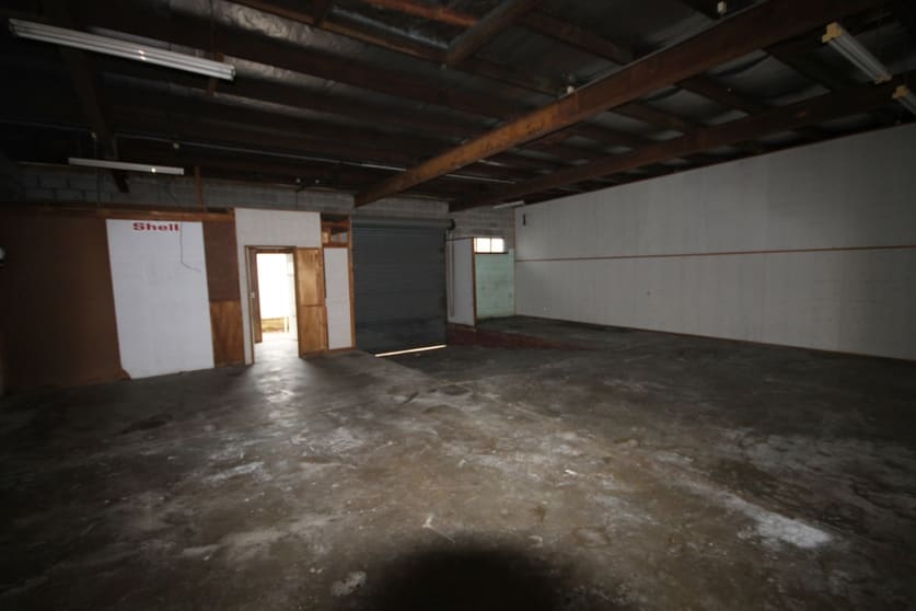Click to view all images 104 Shed 1 MUSGRAVE ST Berserker QLD 4701 - Image 3