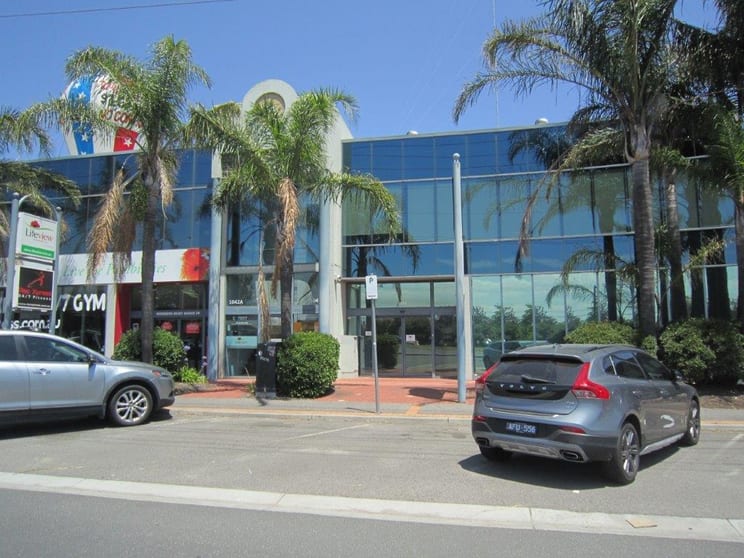 Click to view all images 3/1040 Dandenong Road Carnegie VIC 3163 - Image 1